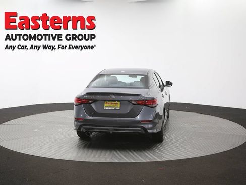 Used 2023 Nissan Sentra SR w/ SR Premium Package FWD image 39