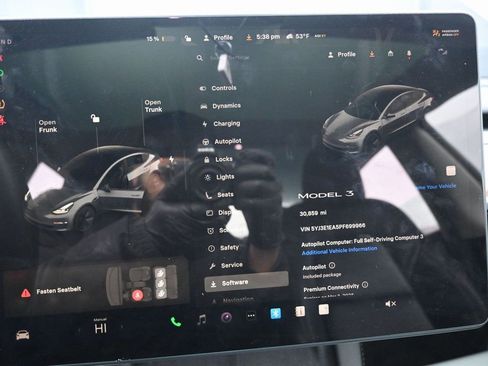 Used 2023 Tesla Model 3 Standard Range image 14