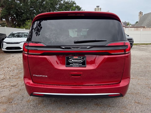 New 2027 Chrysler Pacifica Select FWD image 7