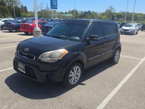 Used 2012 Kia Soul + FWD image 18