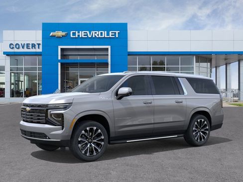 New 2026 Chevrolet Suburban High Country w/ Sun And Tow Package AWD/4WD image 2