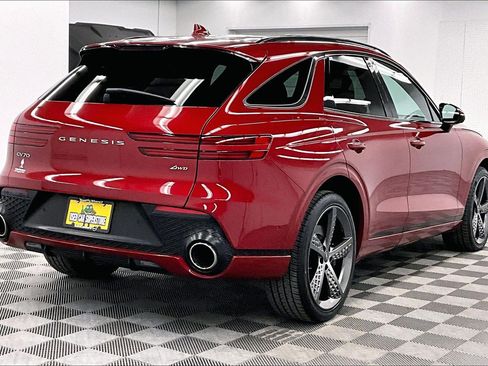 Used 2023 Genesis GV70 2.5T w/ Sport Prestige Package AWD/4WD image 13