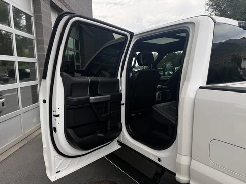 Used 2019 Ford F350 Platinum w/ Platinum Ultimate Package AWD/4WD image 35