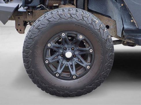 Used 2017 Jeep Wrangler Unlimited Sport w/ Max Tow Package AWD/4WD image 14