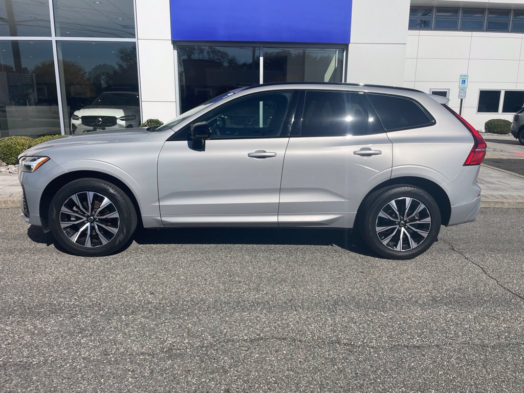 Certified 2024 Volvo XC60 B5 Core w/ Protection Package Premier AWD/4WD image 2