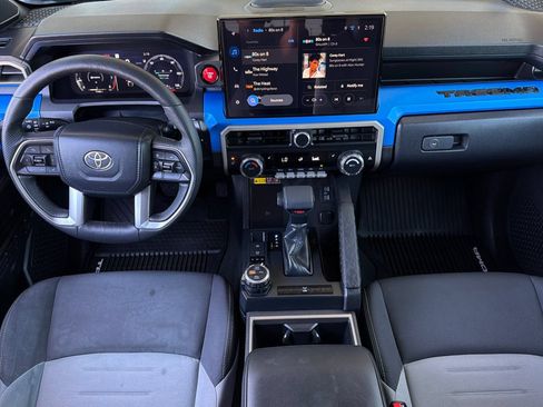 Used 2025 Toyota Tacoma 4x4 Double Cab image 15