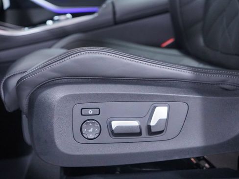 Used 2026 BMW X5 sDrive40i w/ M Sport Package RWD image 8