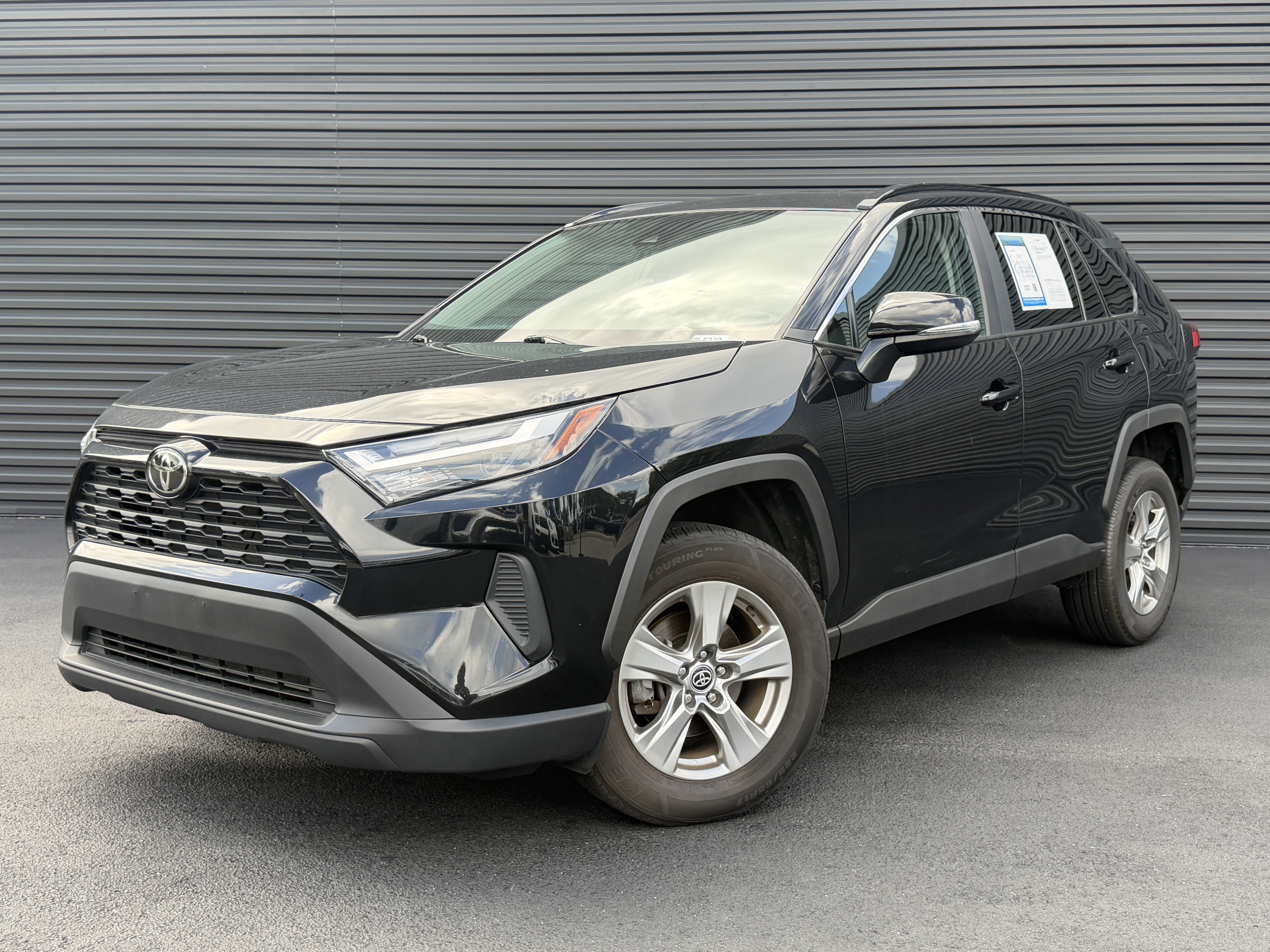 Used 2024 Toyota RAV4 XLE FWD image 1