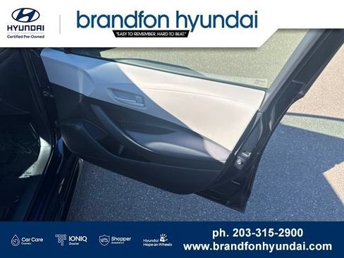 Used 2024 Toyota Corolla LE FWD image 9