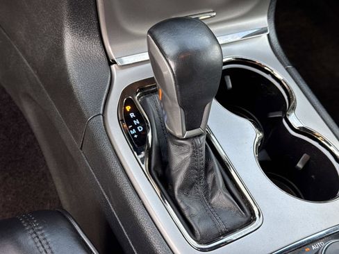 Used 2019 Jeep Grand Cherokee High Altitude image 16