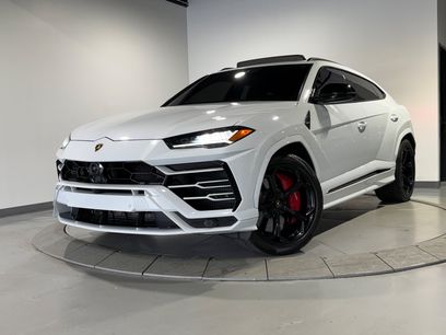 Used 2022 Lamborghini Urus