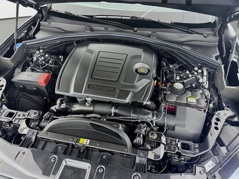 New 2026 Jaguar F-PACE R-Dynamic S image 32