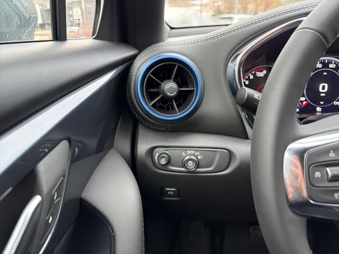 New 2025 Chevrolet Blazer RS w/ Driver Confidence II Package image 16