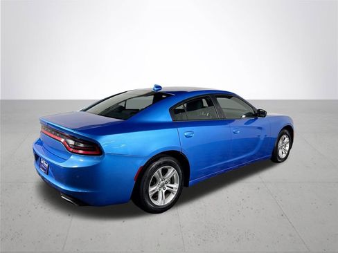 Used 2023 Dodge Charger SXT image 6