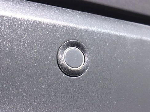 Used 2023 Ford Explorer XLT w/ Equipment Group 202A image 40