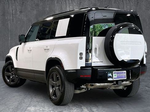 Used 2026 Land Rover Defender 110 S AWD/4WD image 4