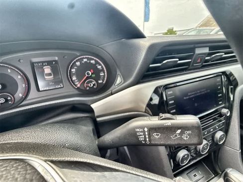 Used 2022 Volkswagen Passat 2.0T SE image 24