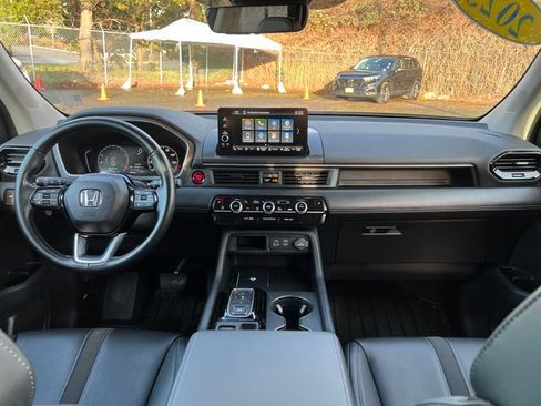 Used 2023 Honda Pilot EX-L image 13
