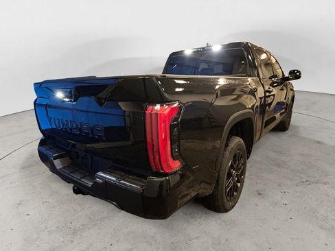 Certified 2025 Toyota Tundra Limited AWD/4WD image 5