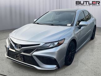 Used 2022 Toyota Camry XSE video 1