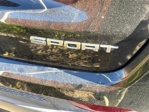 Used 2018 Jeep Compass Sport w/ Tech Group image 8