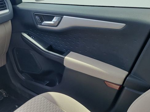 Used 2020 Ford Escape SE FWD image 13