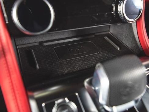 Used 2022 Jaguar F-PACE SVR AWD/4WD image 38