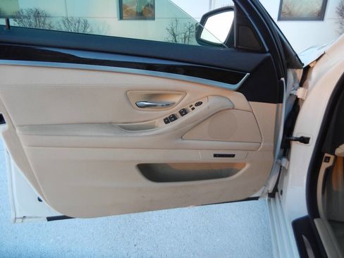 Used 2012 BMW 535i xDrive Sedan image 27