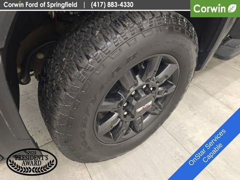Used 2025 GMC Sierra 2500 AT4 w/ AT4 Premium Plus Package AWD/4WD image 41