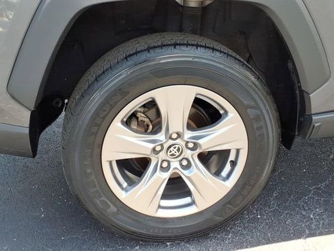 Used 2023 Toyota RAV4 XLE w/ Convenience Package FWD image 19