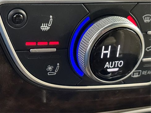 Used 2017 Audi Q7 3.0T Premium Plus w/ Premium Plus Package image 46