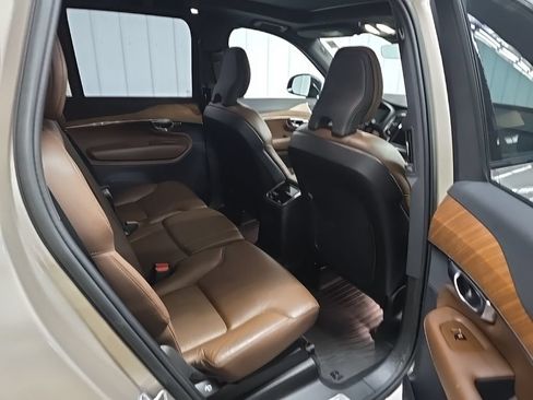 Used 2023 Volvo XC90 T8 Plus w/ Protection Package AWD/4WD image 18
