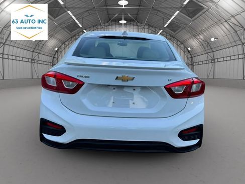 Used 2016 Chevrolet Cruze LT w/ RS Package FWD image 4