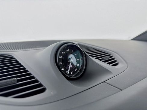 New 2026 Porsche Cayenne Coupe AWD/4WD image 12