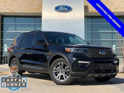 Certified 2024 Ford Explorer XLT w/ Equipment Group 202A