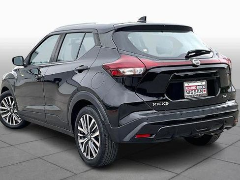 Certified 2021 Nissan Kicks SV image 11