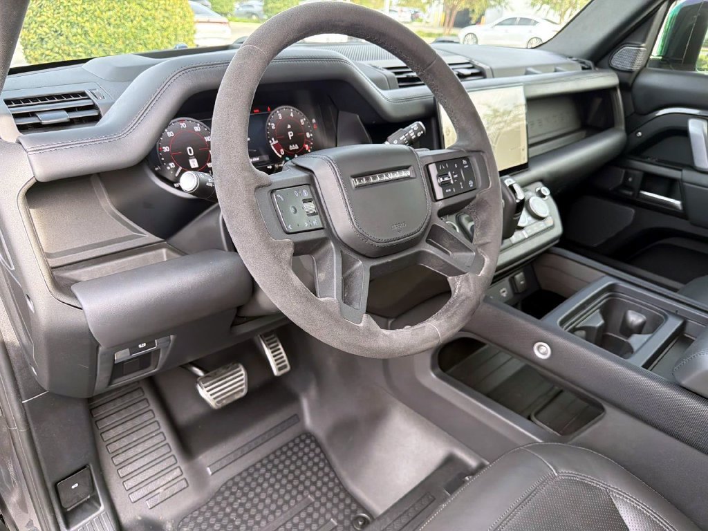 Used 2024 Land Rover Defender 110 Carpathian Edition AWD/4WD image 20