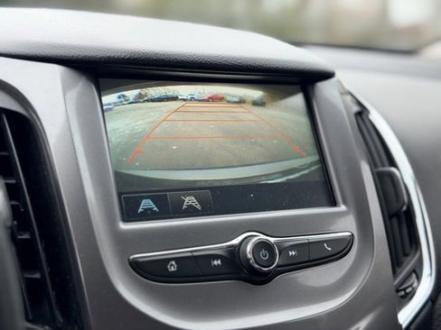 Used 2016 Chevrolet Cruze LT w/ Convenience Package image 13