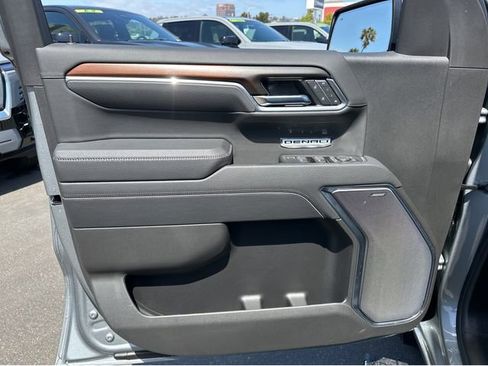 New 2025 GMC Sierra 1500 Denali w/ Denali Reserve Package image 14