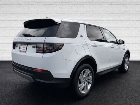 Used 2020 Land Rover Discovery Sport SE image 4