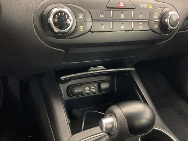 Used 2018 Kia Sorento FWD V6 image 24