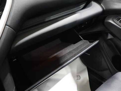 Used 2024 Subaru Ascent Limited w/ Technology Package image 37