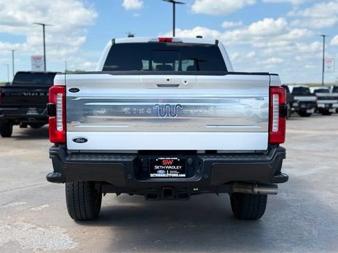 Used 2024 Ford F250 King Ranch AWD/4WD image 7