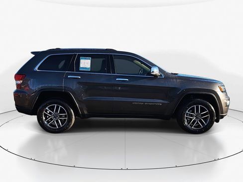 Used 2021 Jeep Grand Cherokee Limited image 3