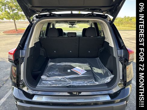 New 2026 Nissan Rogue SV image 32