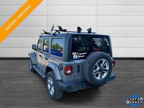 Used 2018 Jeep Wrangler Unlimited Sahara AWD/4WD image 4