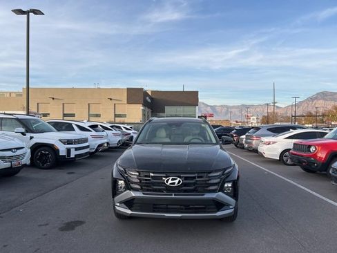 Used 2025 Hyundai Tucson SEL image 2