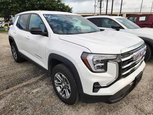 Used 2026 GMC Terrain Elevation FWD image 1