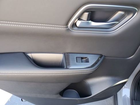 New 2026 Nissan Rogue Platinum image 18