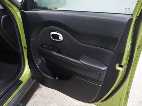 Used 2014 Kia Soul image 24